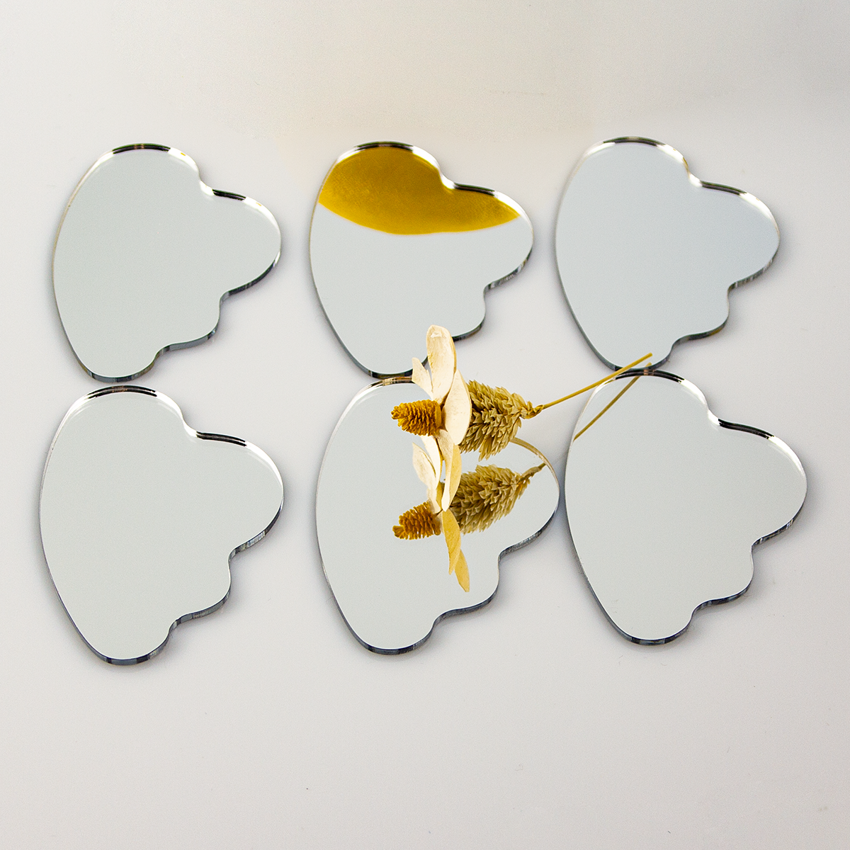 亚克力镜的定制化服务：满足个性化需求