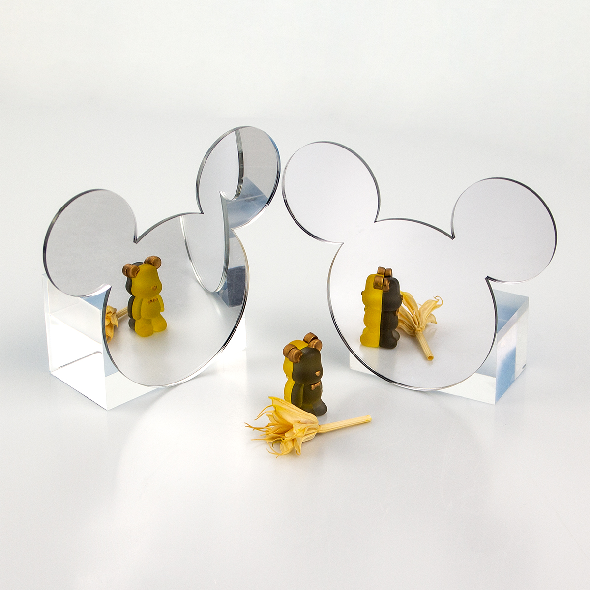 一个“好镜面”的自我修养：揭秘镜面亚克力高透工艺